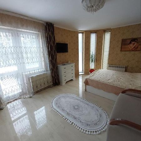 Апартамени 1 Кімнатна Суховоля Apartment Truskavets Exterior photo